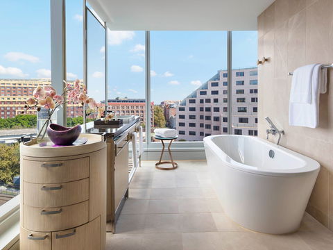 Sofitel Sydney Darling Harbour - Accommodation Adelaide 3