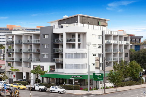Chino Hotel - Accommodation Adelaide 0