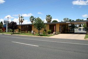 Cootamundra NSW Accommodation Adelaide