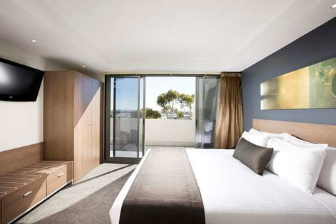 Mantra Tullamarine Hotel - Accommodation Adelaide 1