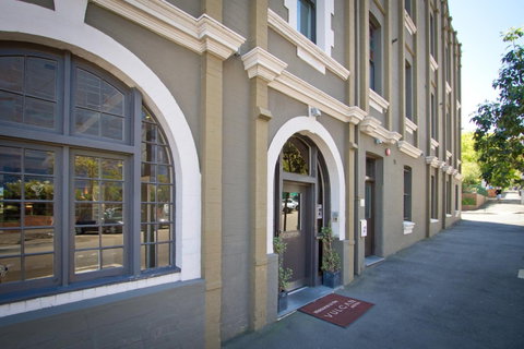 The Vulcan Hotel - Accommodation Adelaide 1