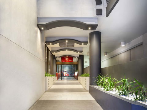 Ibis Hotel - Accommodation Adelaide 1