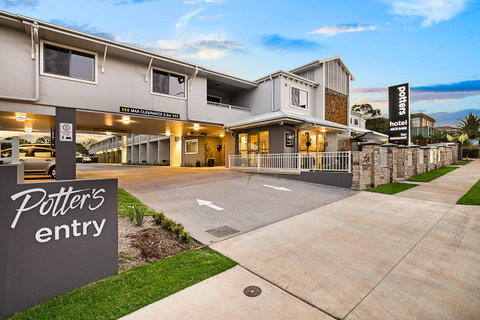 Potter's Boutique Hotel - Accommodation Adelaide 1