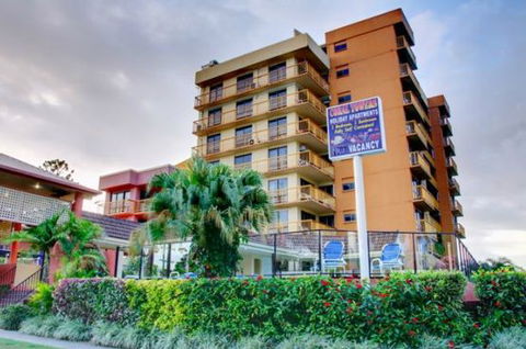 Coral Towers Holiday Apartments - Accommodation Adelaide 0