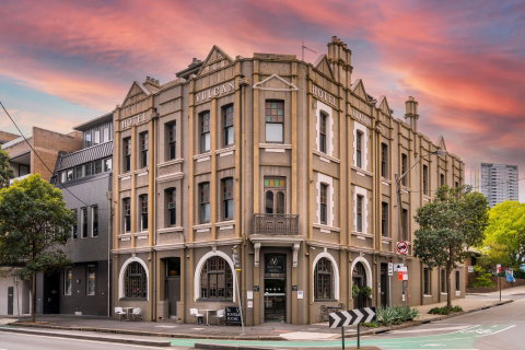 The Vulcan Hotel - Accommodation Adelaide 0