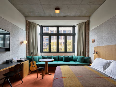 ACE Hotel Sydney - Accommodation Adelaide 13