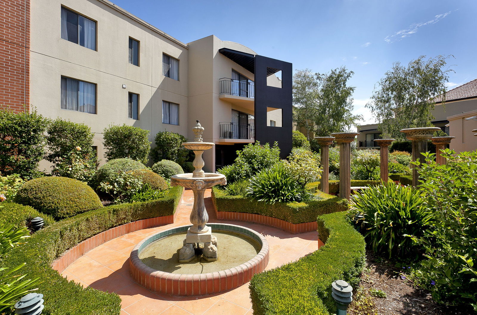 Kingston ACT Accommodation Adelaide