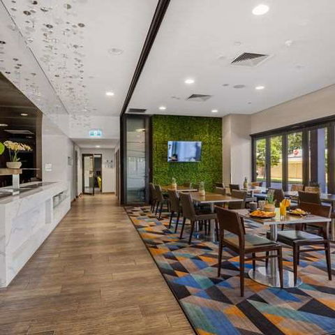 H On Mitchell Apartment Hotel - Accommodation Adelaide 7