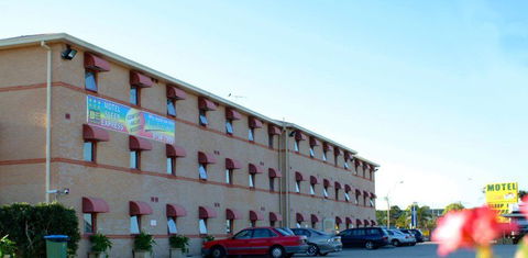 Arena Hotel - Accommodation Adelaide 0