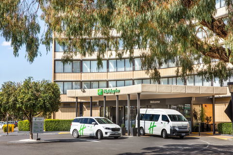 Holiday Inn Melbourne Airport - Accommodation Adelaide 2