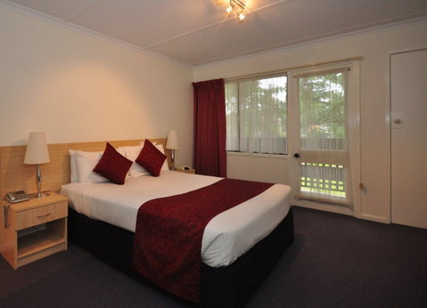 Edinburgh Motor Inn Warragul - Accommodation Adelaide 1