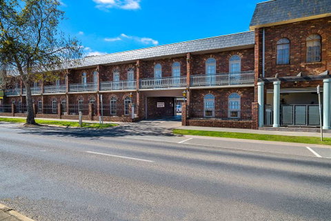 Quality Hotel Sherbourne Terrace - Accommodation Adelaide 1