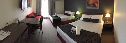 Country Comfort Hunts Liverpool - Accommodation Adelaide 2