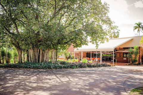Contour Hotel - Accommodation Adelaide 0