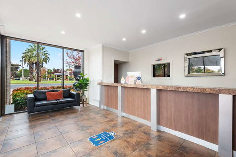Comfort Inn Deakin Palms - Accommodation Adelaide 0