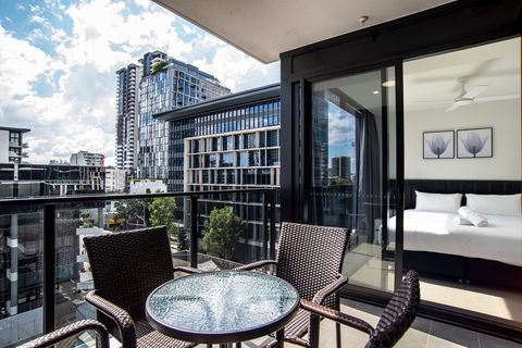 Arise Atlas - Accommodation Adelaide 1
