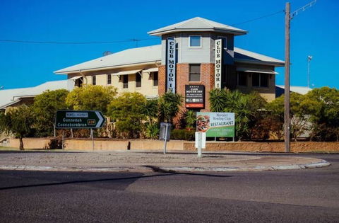 MAS Country Club Motor Inn - Accommodation Adelaide 0