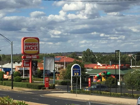 Across Country Motel & Svcd Apts - Accommodation Adelaide 1