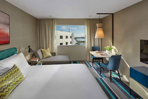 Crown Promenade Perth - Accommodation Adelaide 1