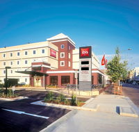 Ibis Newcastle - Accommodation Adelaide