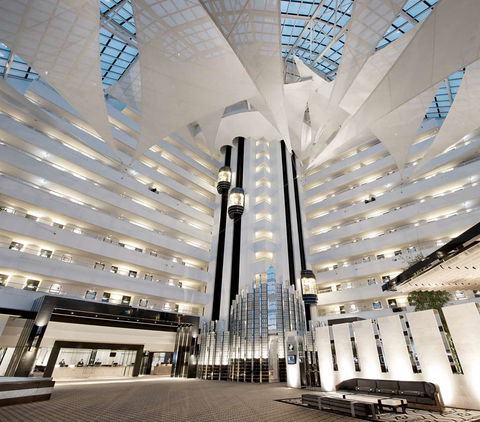 Crown Metropol Perth - Accommodation Adelaide 1