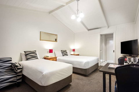 Quality Hotel Lakeside - Accommodation Adelaide 6