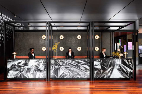 QT Perth - Accommodation Adelaide 3