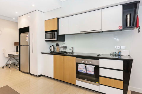 Astra Apartments Perth - Accommodation Adelaide 16