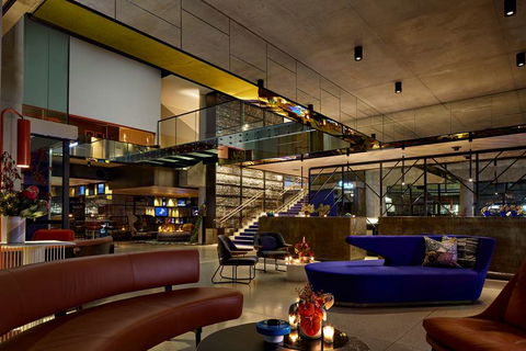 QT Melbourne - Accommodation Adelaide 2