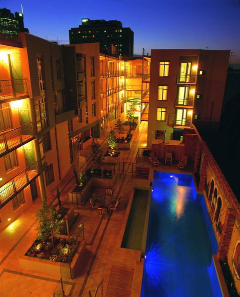 Melbourne Metropole Central - Accommodation Adelaide 1