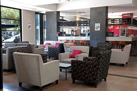 Mantra Hindmarsh Square - Accommodation Adelaide 1