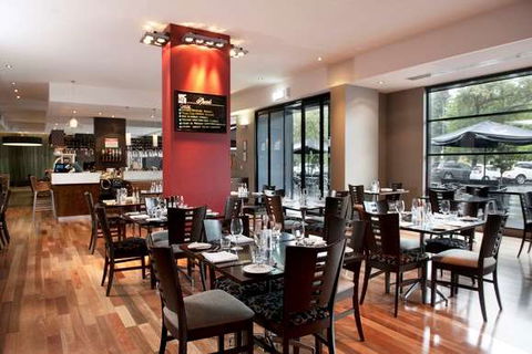 Mantra Hindmarsh Square - Accommodation Adelaide 2