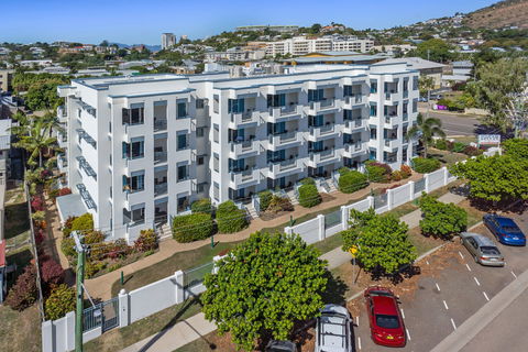 Madison Ocean Breeze - Accommodation Adelaide 0