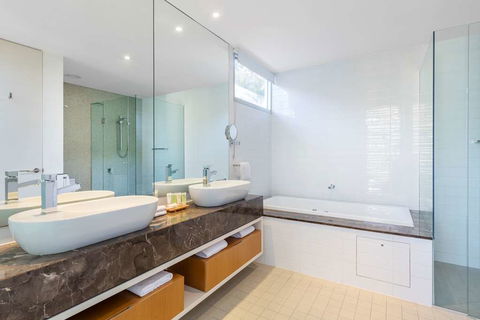 RACV Noosa Resort - Accommodation Adelaide 2