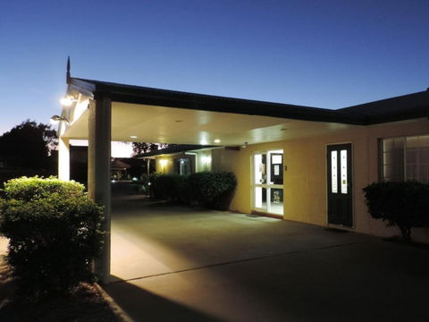 Outback Motel - Accommodation Adelaide 0