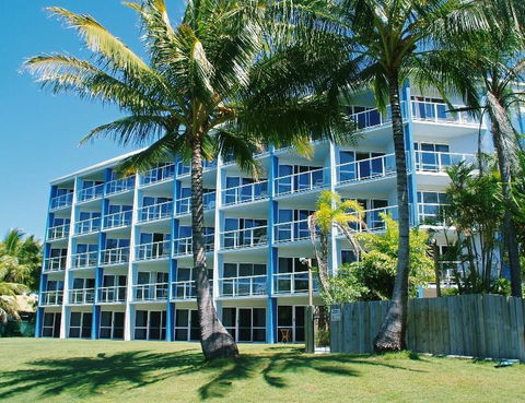 Hotel Ocean International - Accommodation Adelaide 0