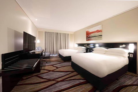 Hilton Cairns - Accommodation Adelaide 15