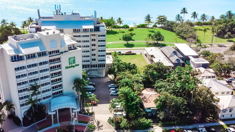 Holiday Inn Cairns Harbourside - Accommodation Adelaide 17