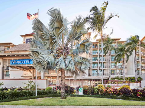 Novotel Cairns Oasis Resort - Accommodation Adelaide 0