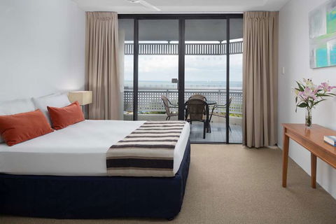 Rydges Esplanade Resort Cairns - Accommodation Adelaide 5