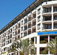 Mantra Esplanade - Accommodation Adelaide