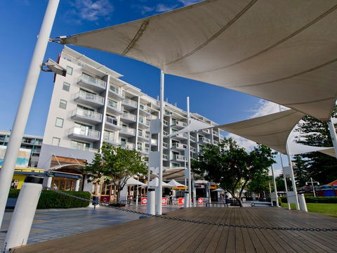 Oaks Waterfront Resort - Accommodation Adelaide 0