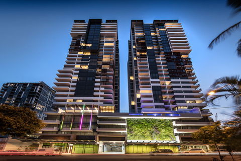 Arise Ivy And Eve - Accommodation Adelaide 0