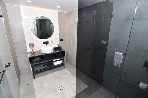 Deco Hotel - Accommodation Adelaide 2