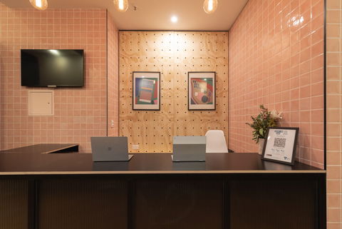United Backpackers - Accommodation Adelaide 2