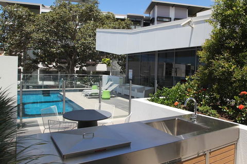 Code Apartments - Accommodation Adelaide 2