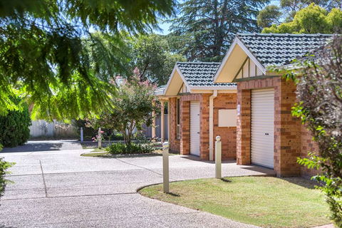 Best Western Ambassador Inn - Accommodation Adelaide 1