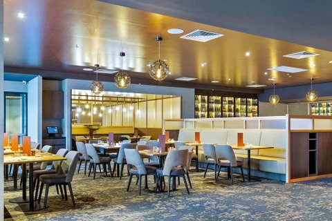 Quality Hotel Lakeside - Accommodation Adelaide 10