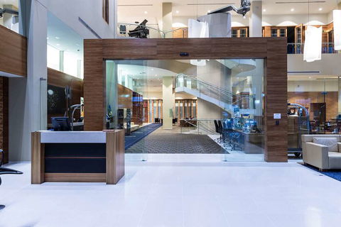 RACV City Club - Accommodation Adelaide 2