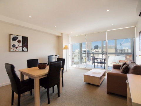 iStay Precinct - Accommodation Adelaide 2